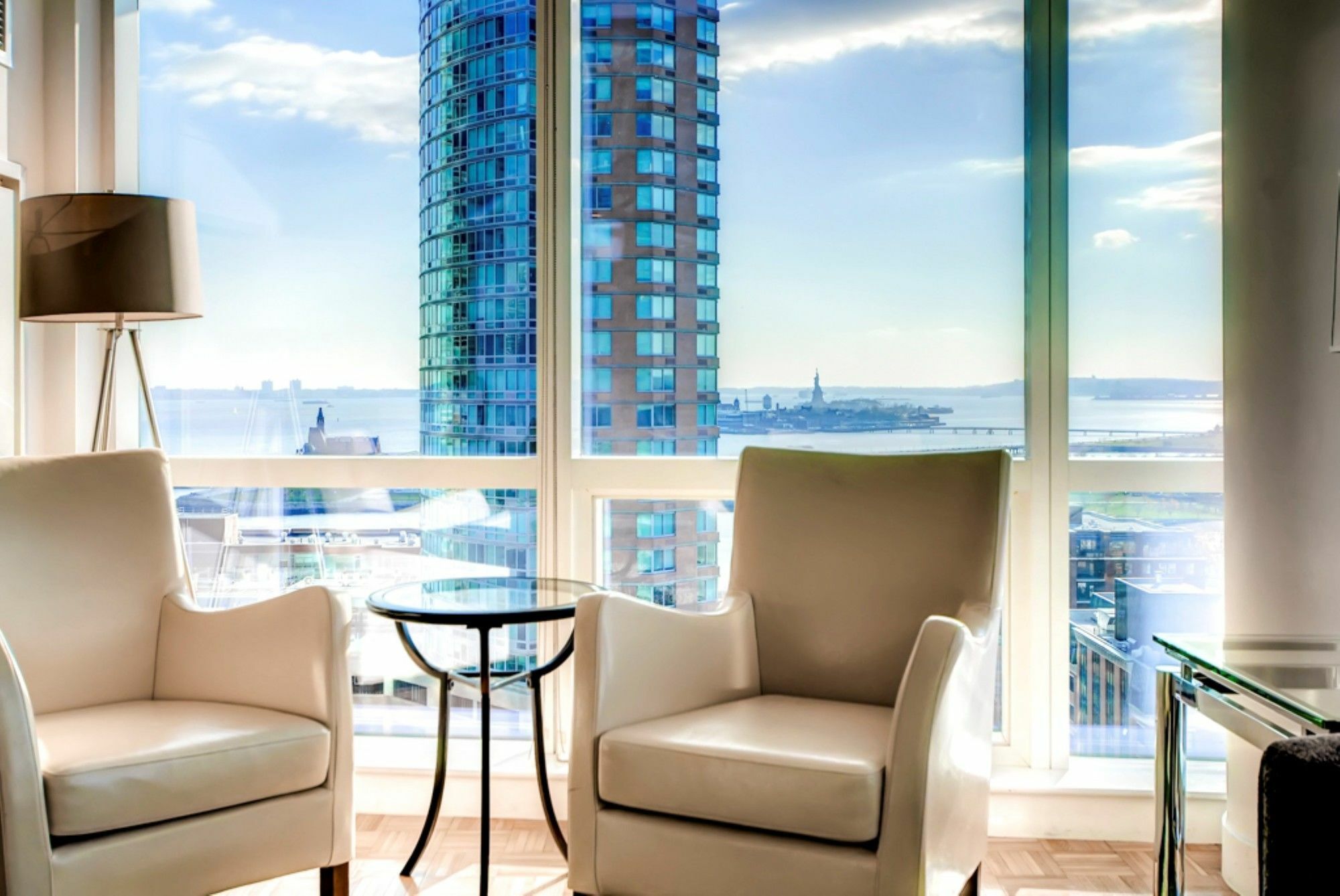 Global Luxury Suites At Greene Jersey City Eksteriør billede